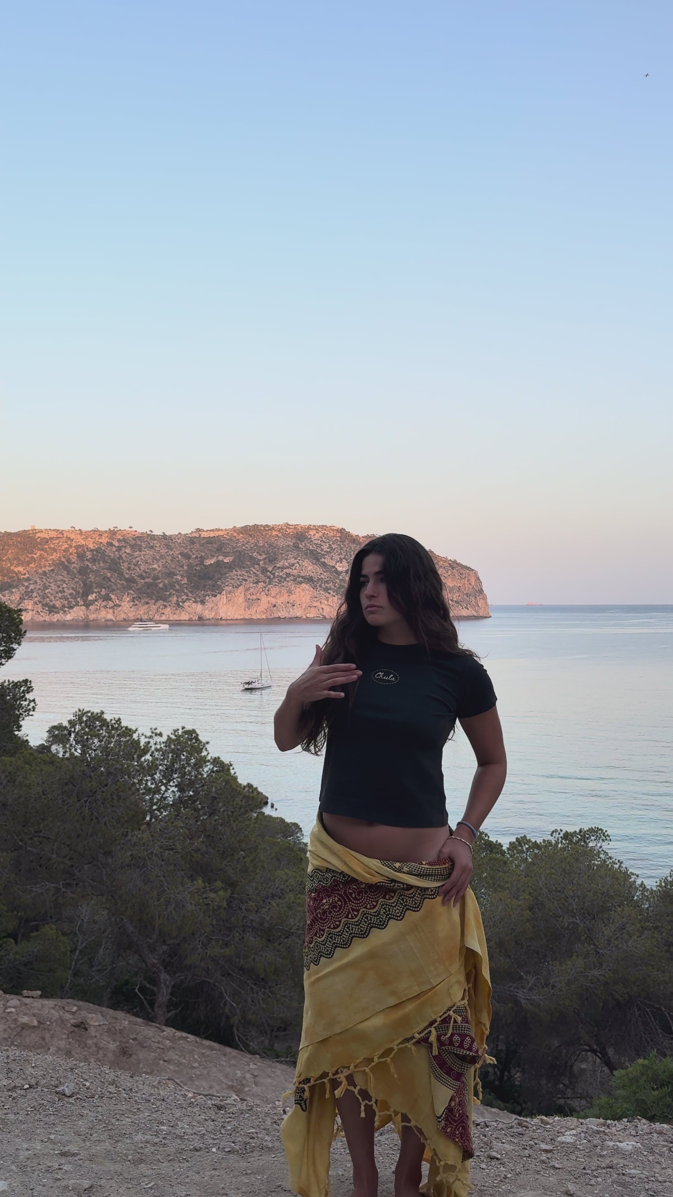 LA CALA BABY TEE